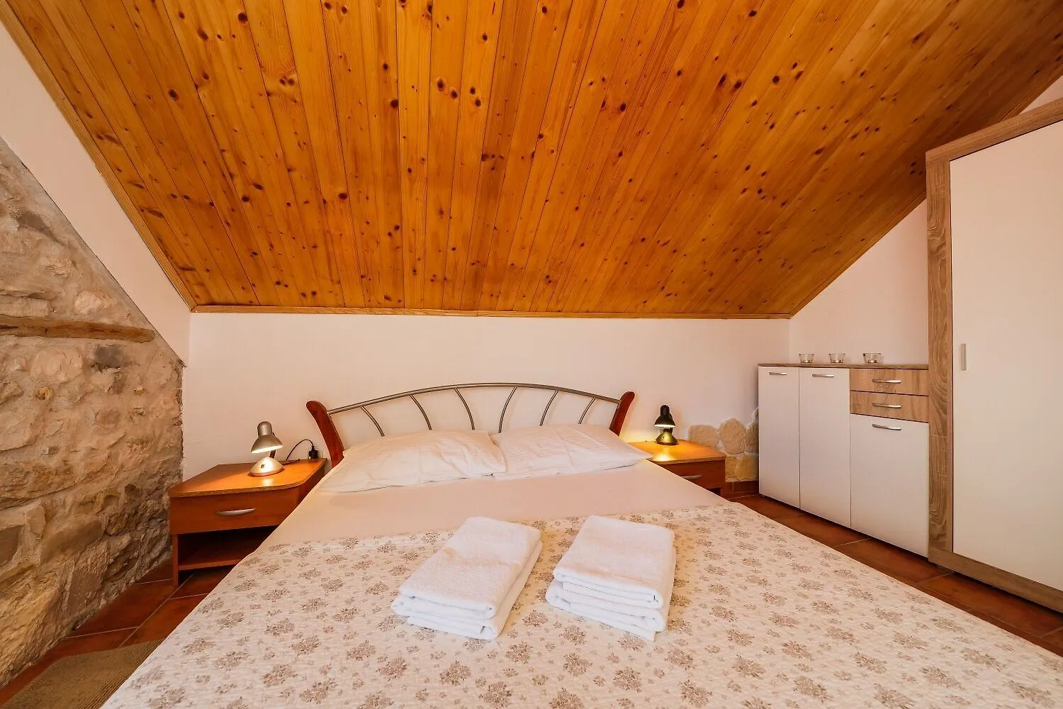 Apartments Villa Mirakul Kastela